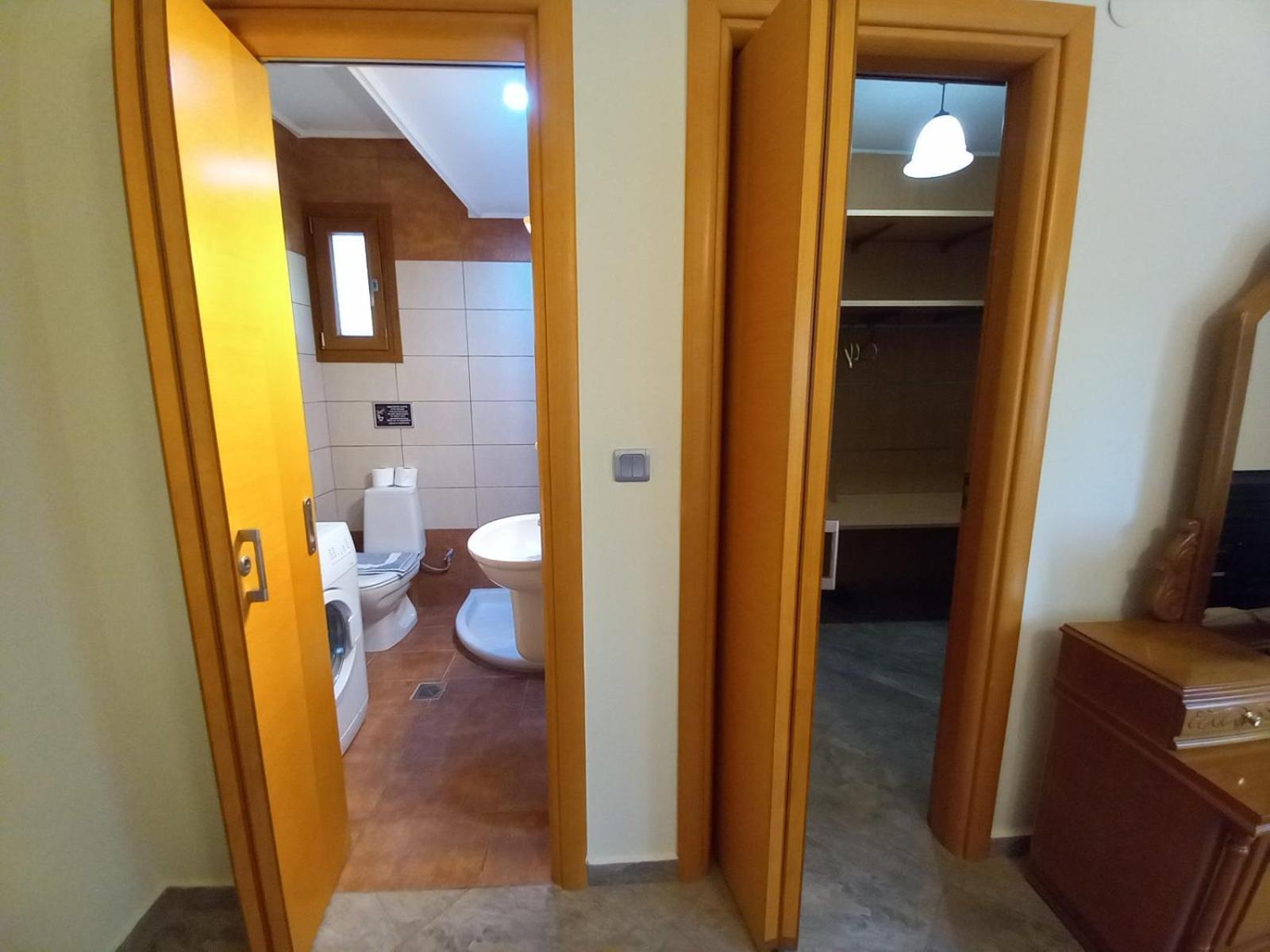 Apartament Peramos Rent House Néa Péramos Zewnętrze zdjęcie