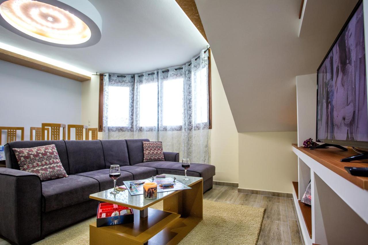 Apartament Peramos Rent House Néa Péramos Zewnętrze zdjęcie